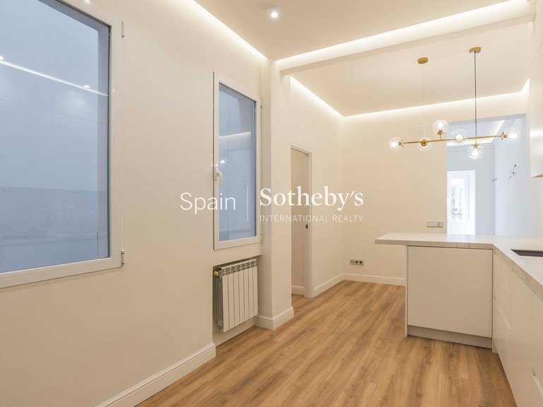 Apartment for Sale in Madrid, Madrid 14
