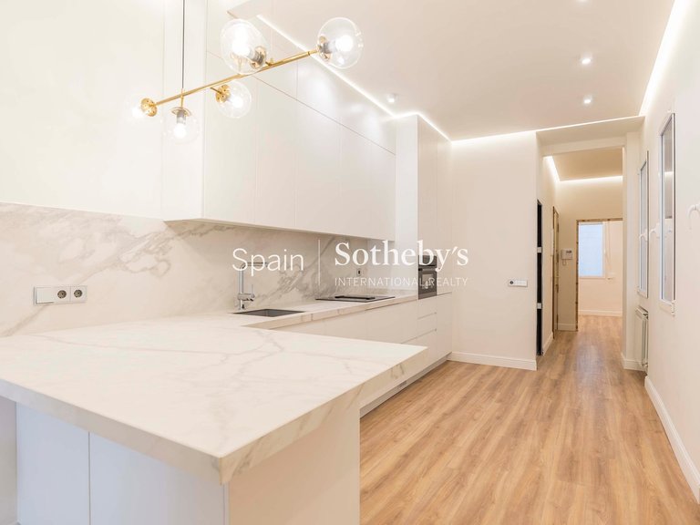 Apartment for Sale in Madrid, Madrid 12