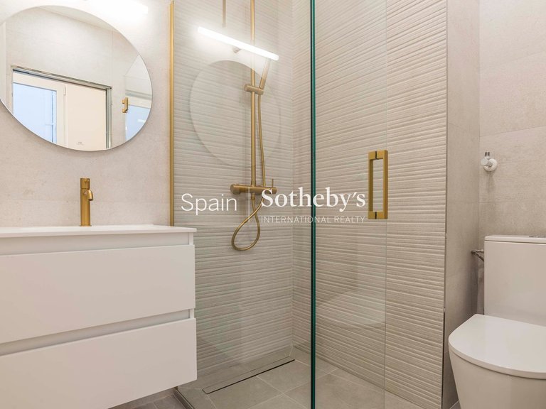 Apartment for Sale in Madrid, Madrid 27