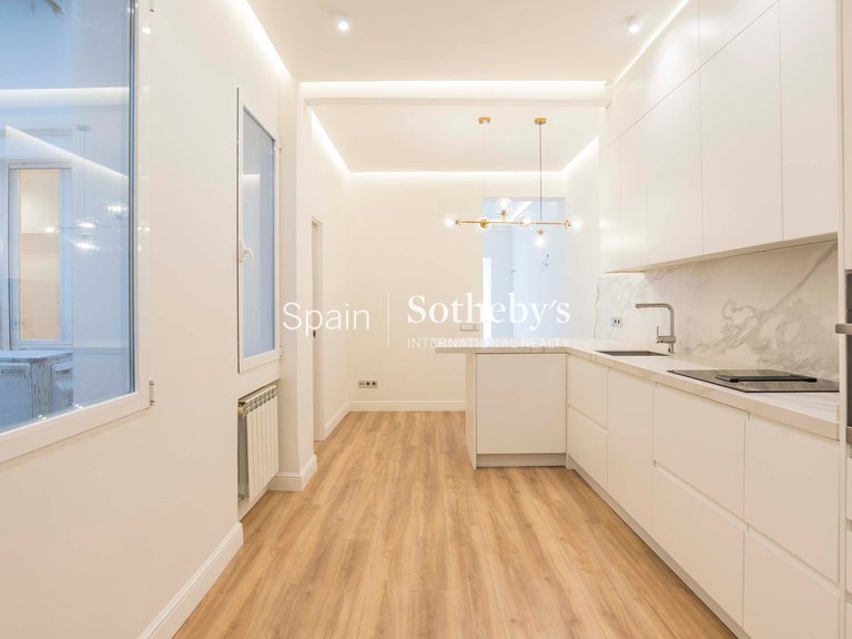 Apartment for Sale in Madrid, Madrid 9