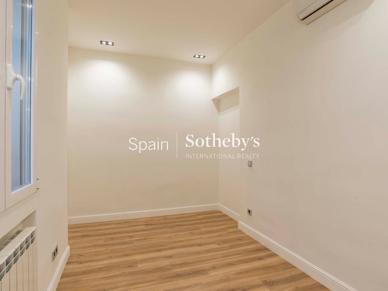 Apartment for Sale in Madrid, Madrid 33
