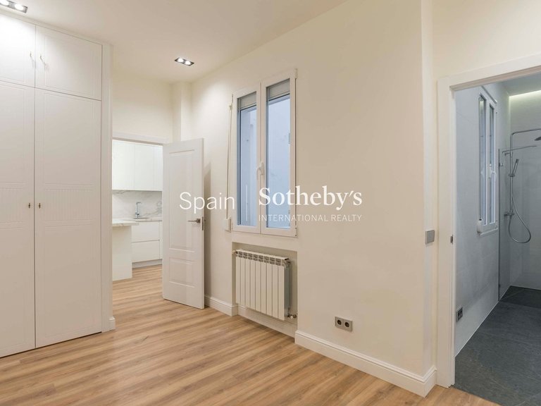 Apartment for Sale in Madrid, Madrid 35