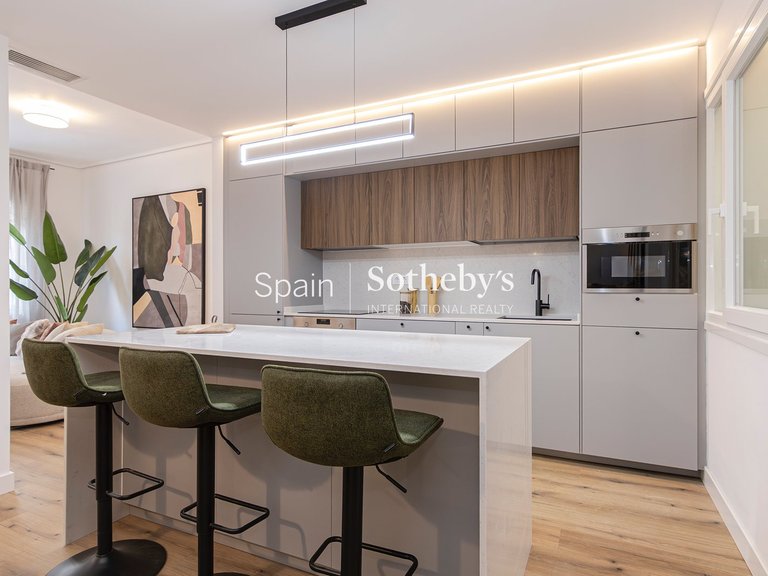Apartment for Sale in Madrid, Madrid 9