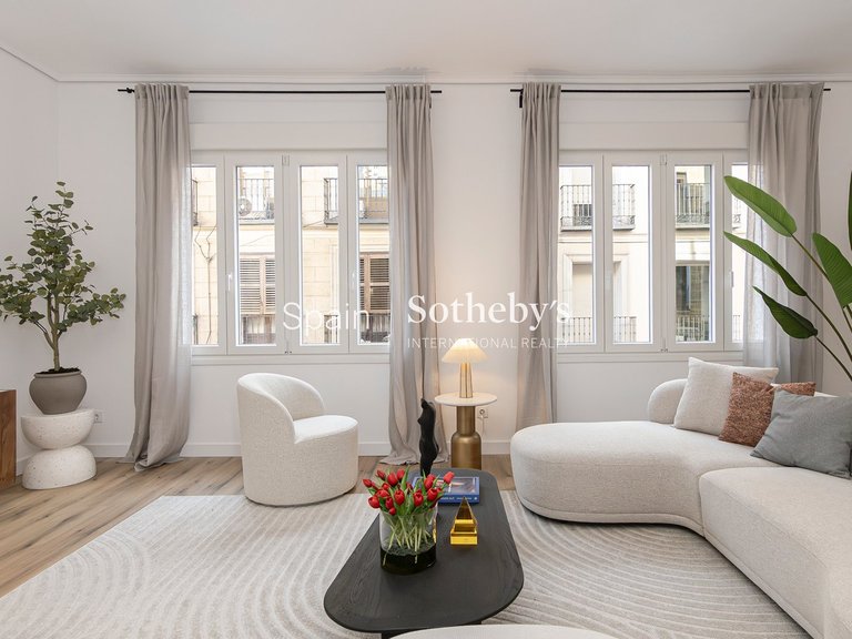 Apartment for Sale in Madrid, Madrid 2