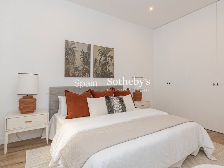 Apartment for Sale in Madrid, Madrid 11