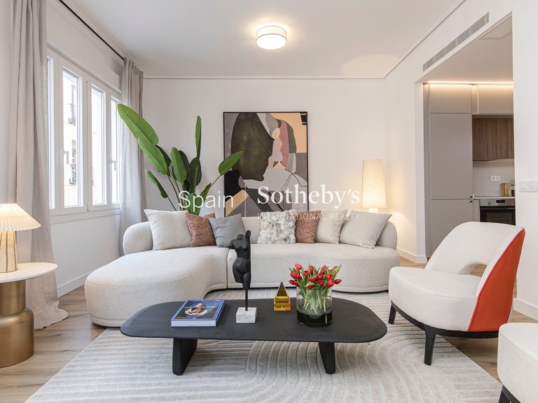 Apartment for Sale in Madrid, Madrid 3