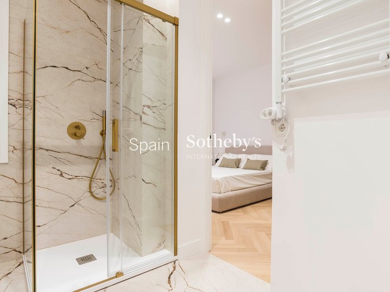 Apartment for Sale in Madrid, Madrid 30