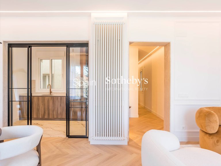 Apartment for Sale in Madrid, Madrid 11