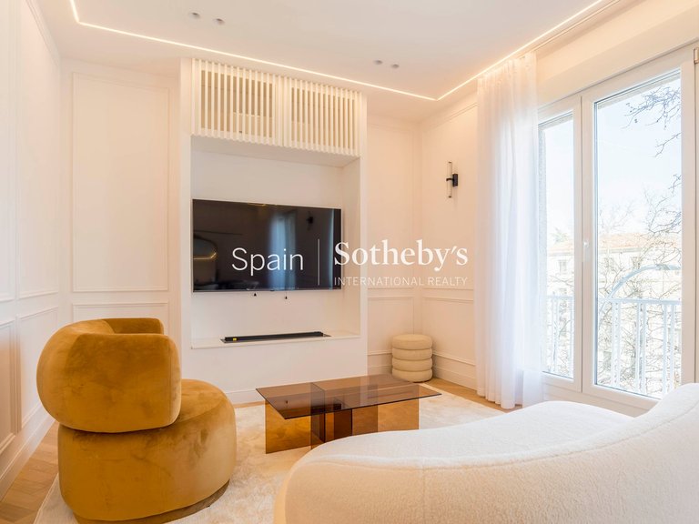 Apartment for Sale in Madrid, Madrid 12