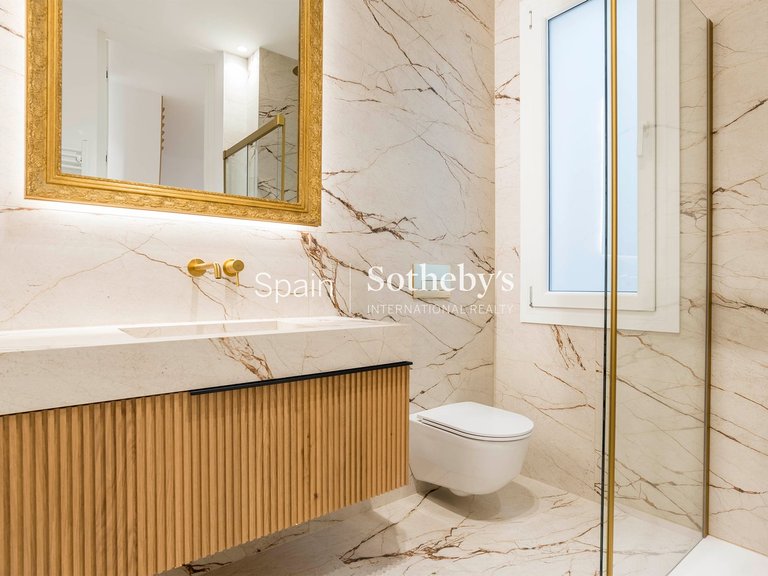 Apartment for Sale in Madrid, Madrid 34