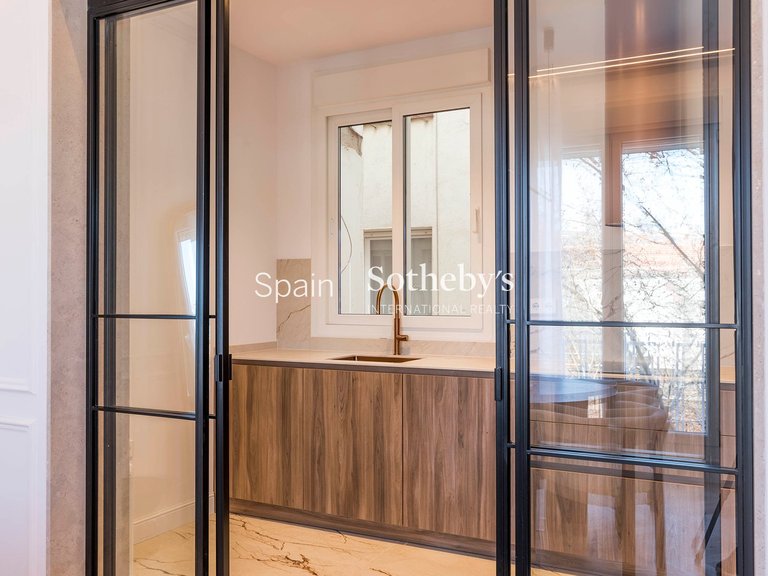 Apartment for Sale in Madrid, Madrid 15