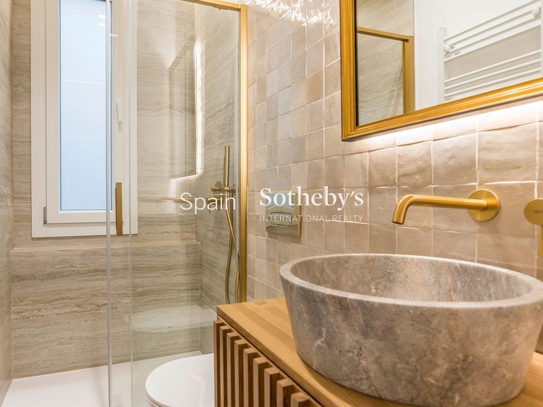 Apartment for Sale in Madrid, Madrid 33