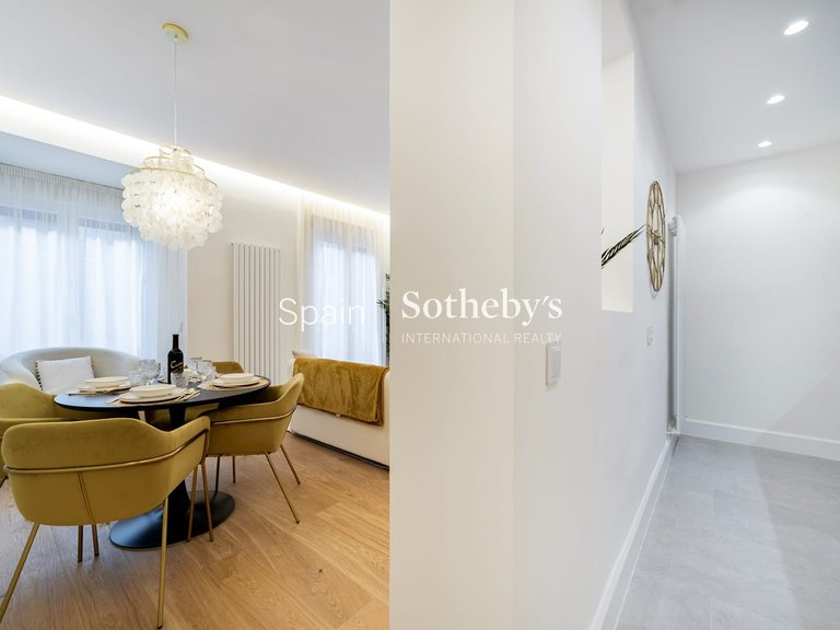 Apartment for Sale in Madrid, Madrid 5