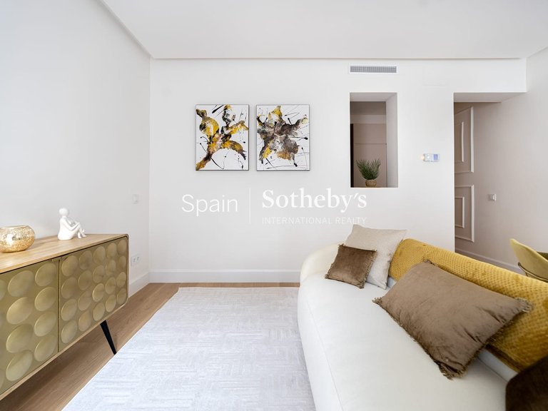 Apartment for Sale in Madrid, Madrid 9