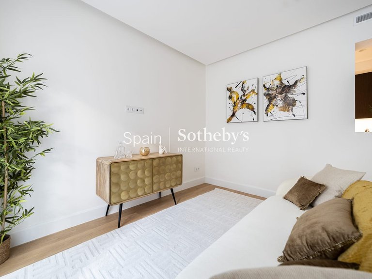 Apartment for Sale in Madrid, Madrid 8
