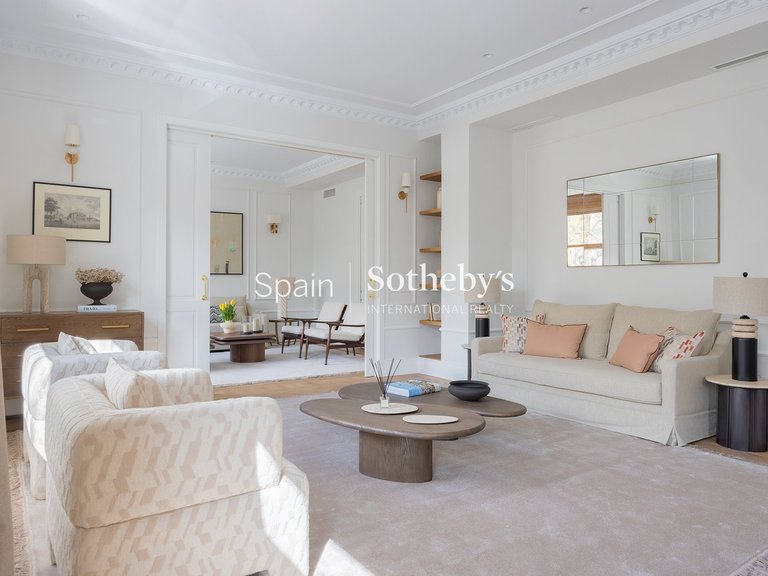 Apartment for Sale in Madrid, Madrid 8