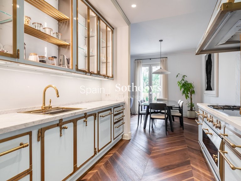 Apartment for Sale in Madrid, Madrid 14