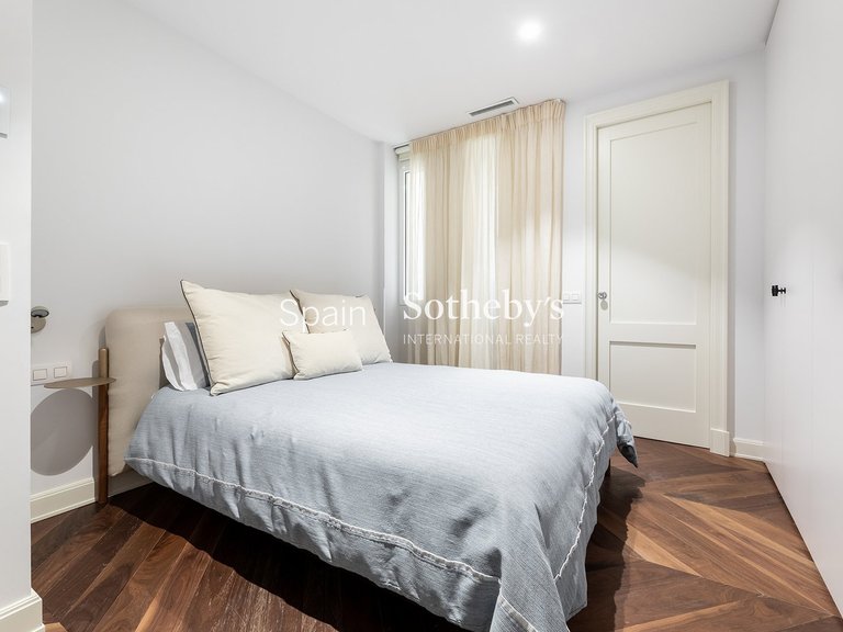 Apartment for Sale in Madrid, Madrid 22