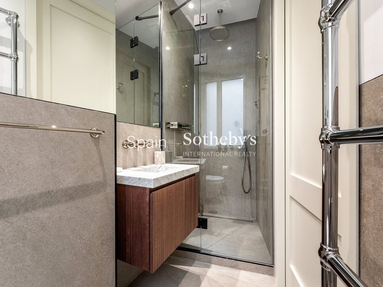 Apartment for Sale in Madrid, Madrid 23