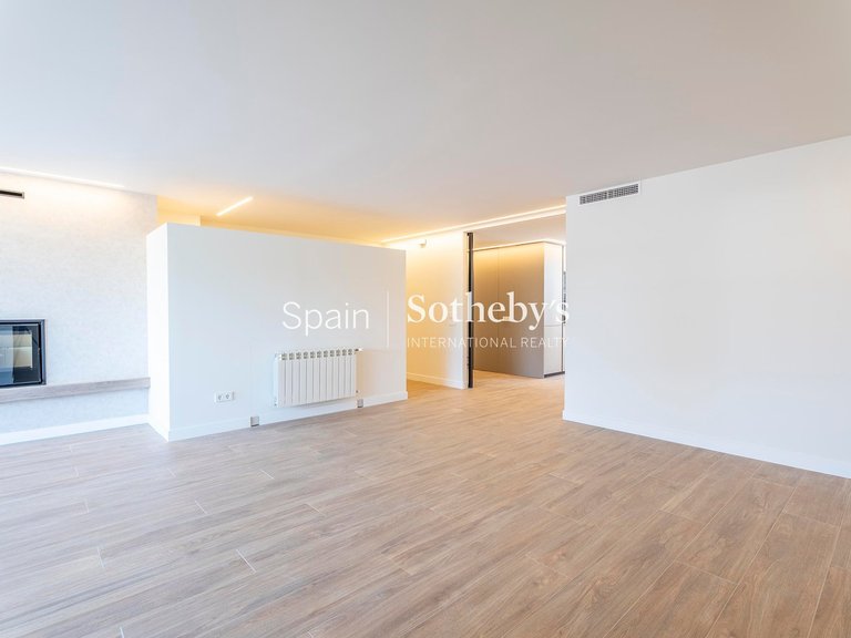 Apartment for Rent in Madrid, Madrid 9