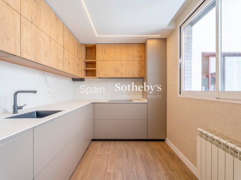 Apartment for Rent in Madrid, Madrid 12