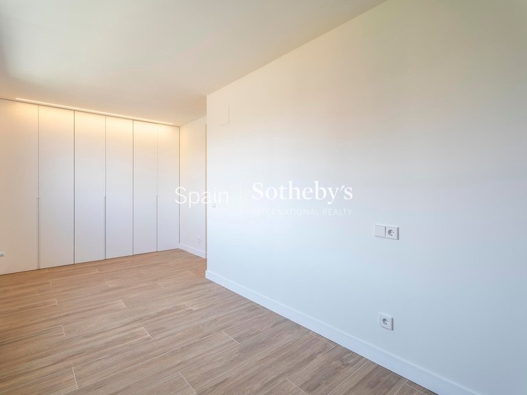 Apartment for Rent in Madrid, Madrid 23