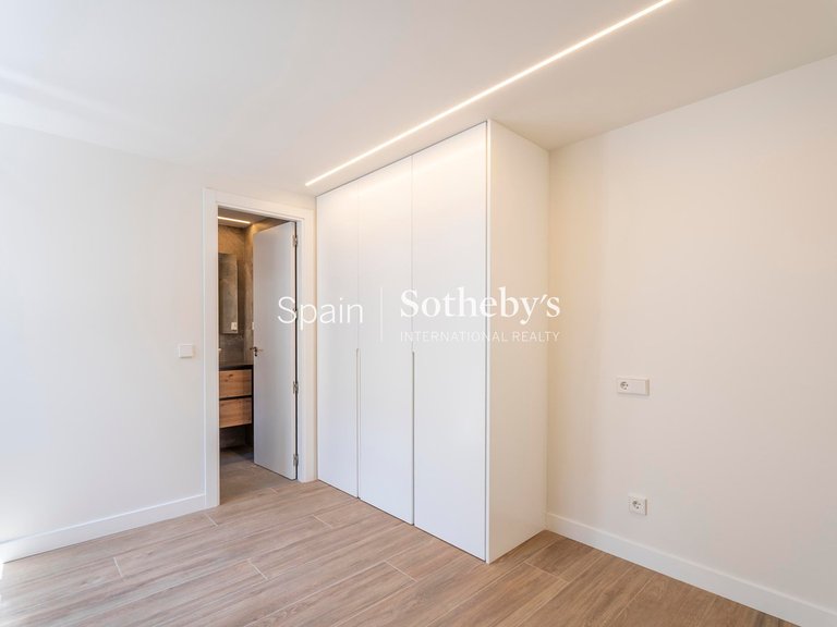 Apartment for Rent in Madrid, Madrid 13