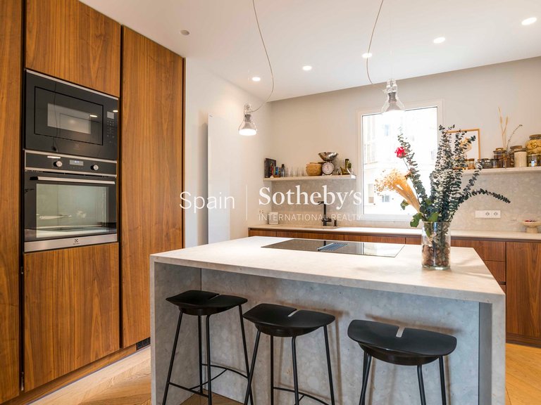 Apartment for Sale in Madrid, Madrid 22