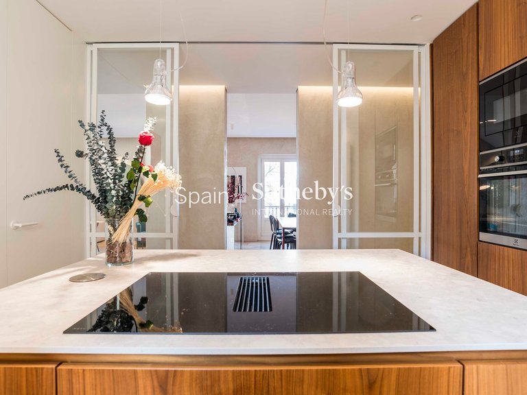 Apartment for Sale in Madrid, Madrid 17
