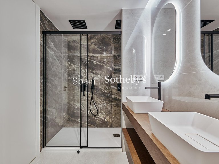 Apartment for Sale in Madrid, Madrid 38