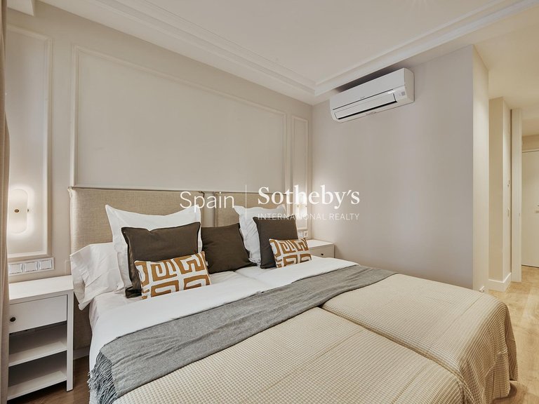 Apartment for Sale in Madrid, Madrid 27