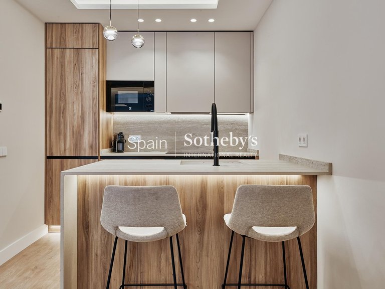 Apartment for Sale in Madrid, Madrid 14