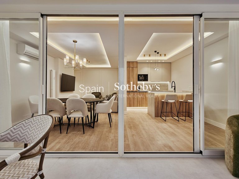 Apartment for Sale in Madrid, Madrid 5