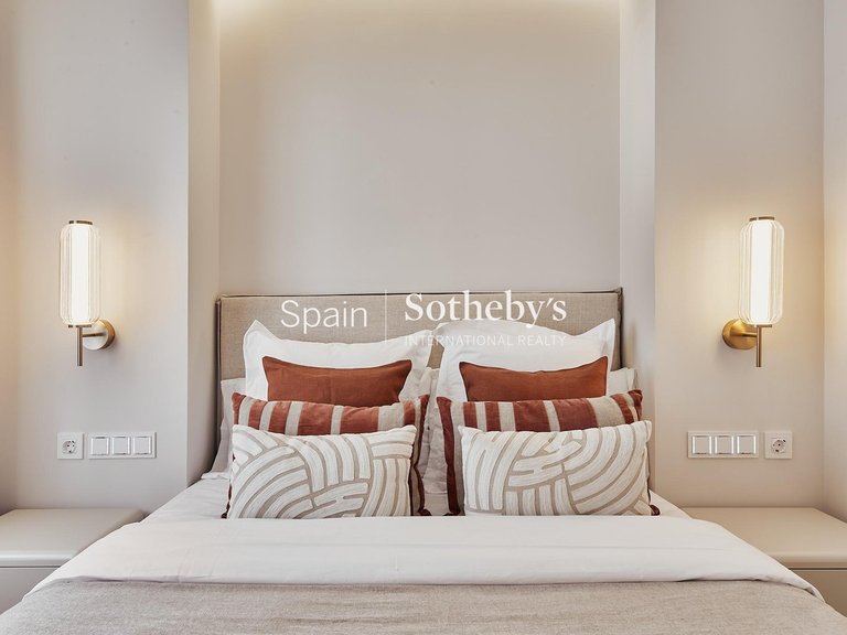 Apartment for Sale in Madrid, Madrid 24