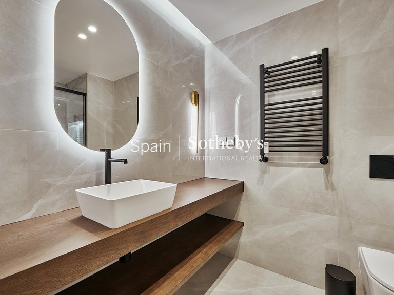 Apartment for Sale in Madrid, Madrid 36