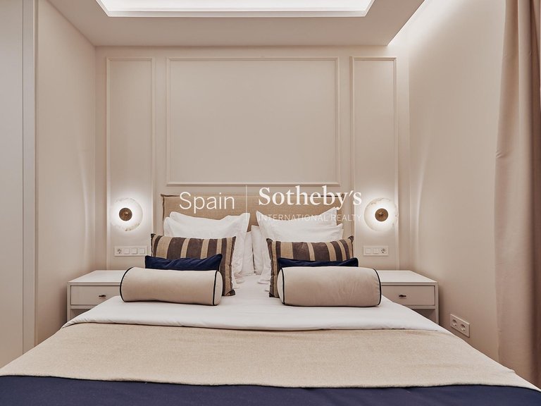 Apartment for Sale in Madrid, Madrid 11
