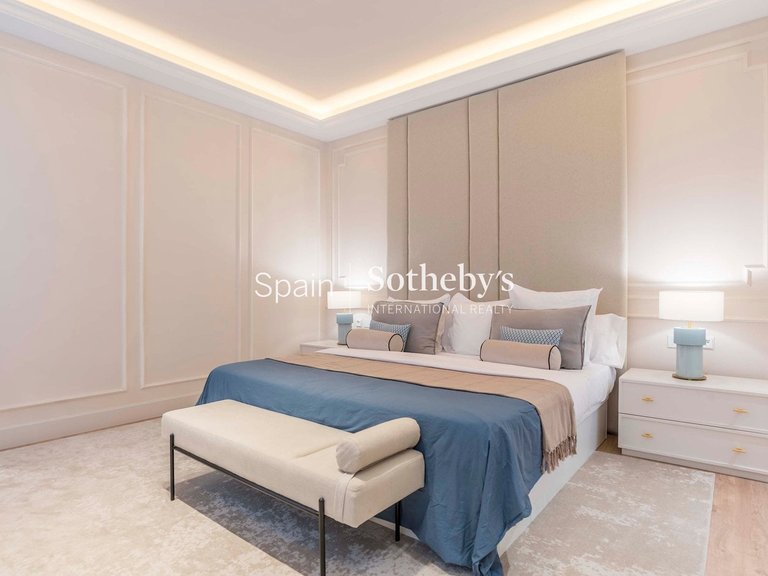 Apartment for Sale in Madrid, Madrid 16