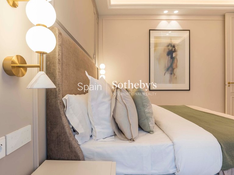 Apartment for Sale in Madrid, Madrid 35