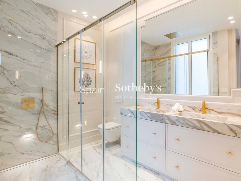 Apartment for Sale in Madrid, Madrid 30
