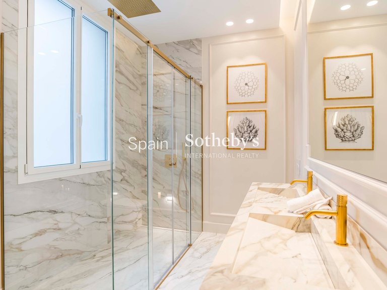 Apartment for Sale in Madrid, Madrid 29
