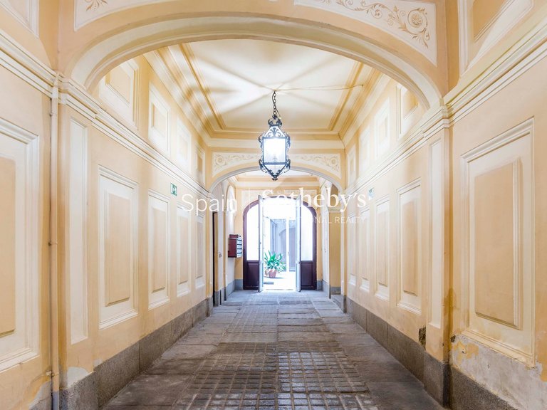Apartment for Sale in Madrid, Madrid 46