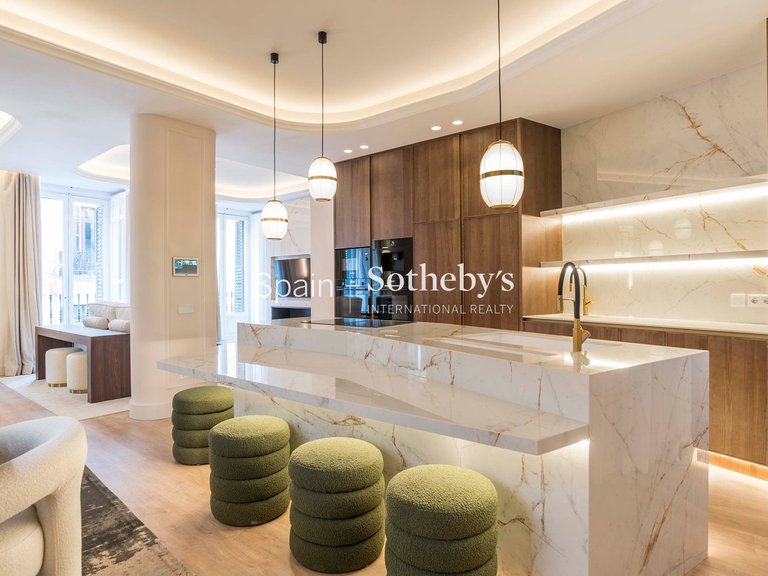 Apartment for Sale in Madrid, Madrid 11