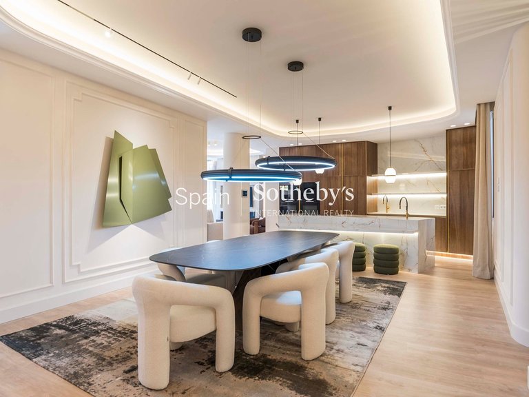 Apartment for Sale in Madrid, Madrid 5