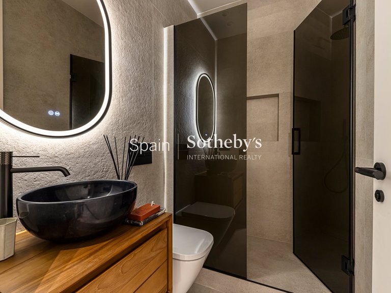 Apartment for Sale in Madrid, Madrid 8