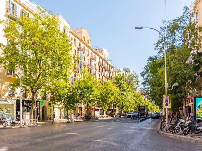 Apartment for Sale in Madrid, Madrid 15