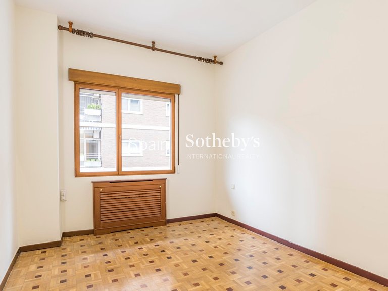 Apartment for Rent in Madrid, Madrid 16