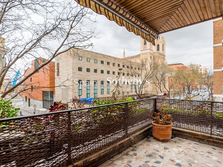 Apartment for Rent in Madrid, Madrid 18