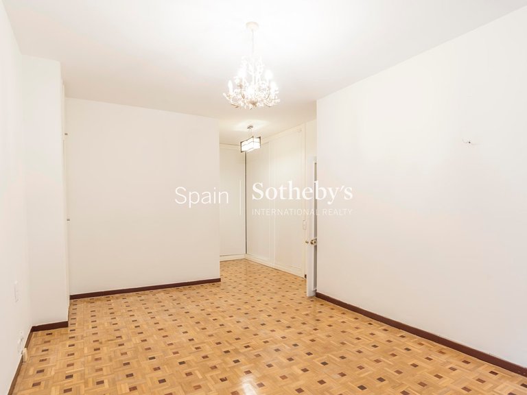Apartment for Rent in Madrid, Madrid 22