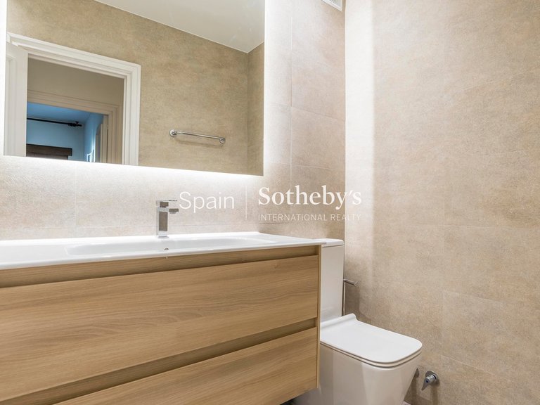Apartment for Rent in Madrid, Madrid 27