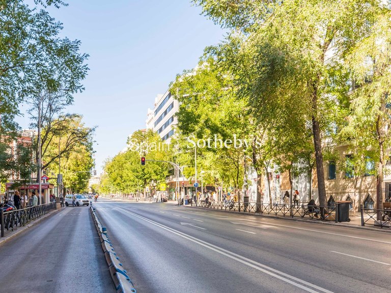 Apartment for Sale in Madrid, Madrid 8